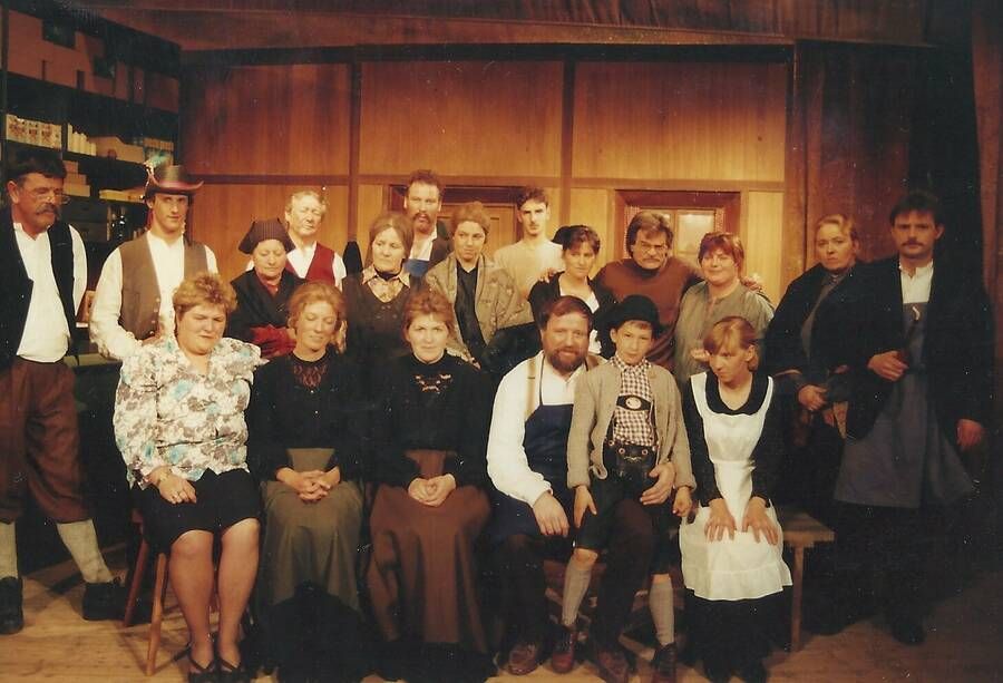 Volkstheater Axams - Frau Suiten 1993
